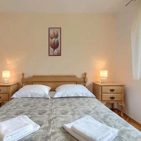 Macini-1 By Interhome Apartmán