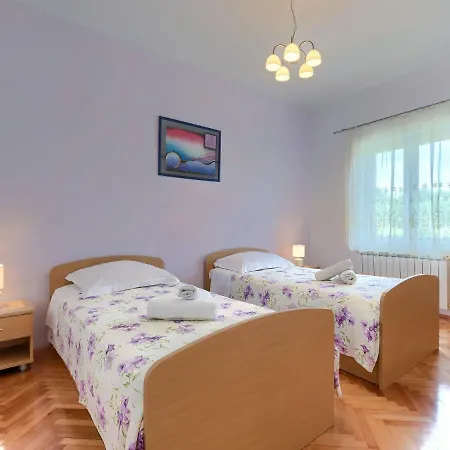 Macini-1 By Interhome * Žminj