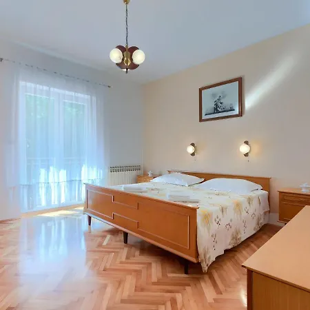 Macini-1 By Interhome