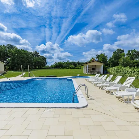 Macini-1 By Interhome *