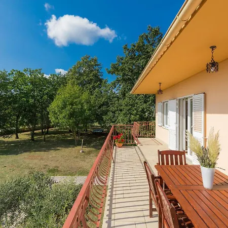 Macini-1 By Interhome Apartamento *