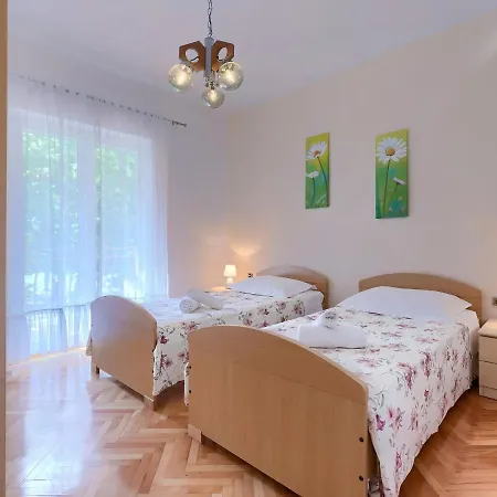 Macini-1 By Interhome Apartamento *