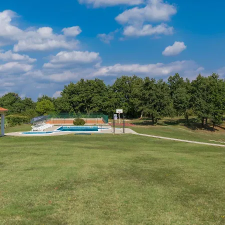 Macini-1 By Interhome *