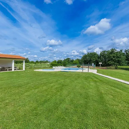 Macini-1 By Interhome *