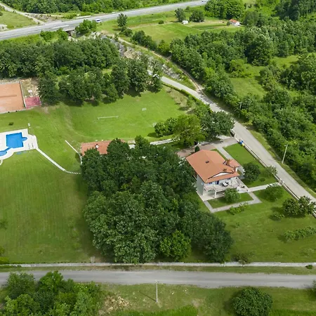 Macini-1 By Interhome