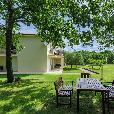 Macini-1 By Interhome Appartement Žminj
