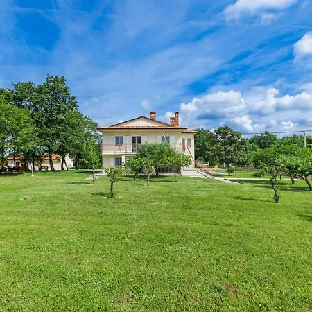 Macini-1 By Interhome * Žminj