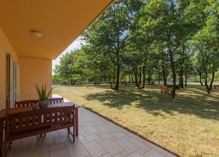 Apartman Macini-1 By Interhome