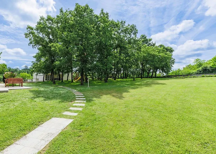 Apartman Macini-1 By Interhome Zminj